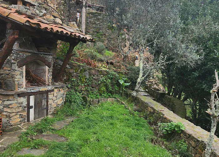 Casa Da Pedra *